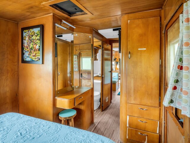 Image 9 for Gene-Vintage 1952 Spartanette Camper [4]