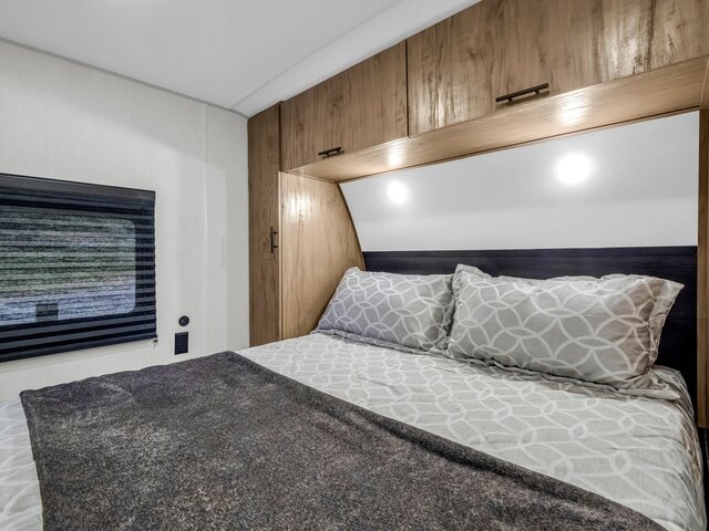 Image 10 for The Ember Escape Travel Trailer [5]