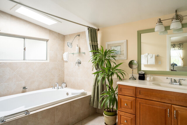 Image 3 for Caspar Cottage
