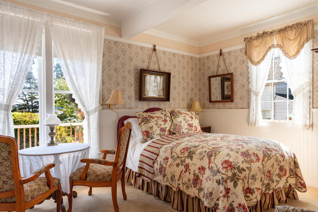 Image 4 for Patricia Stofle Room