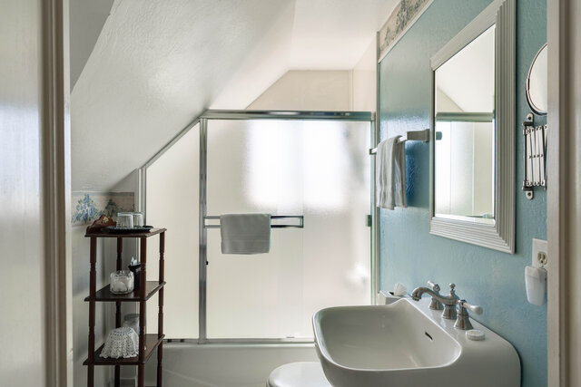 Image 4 for John Barry Room