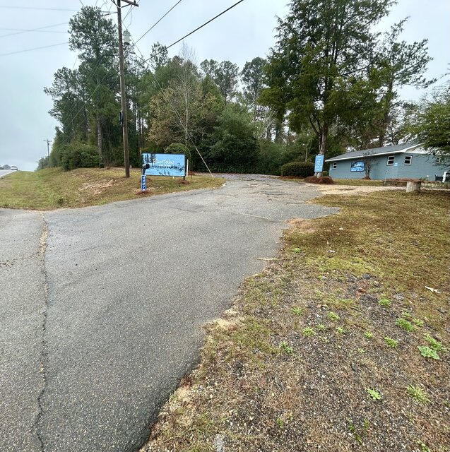 Image 2 for Turquoise Cottage 3 bed 2 bath Lake View