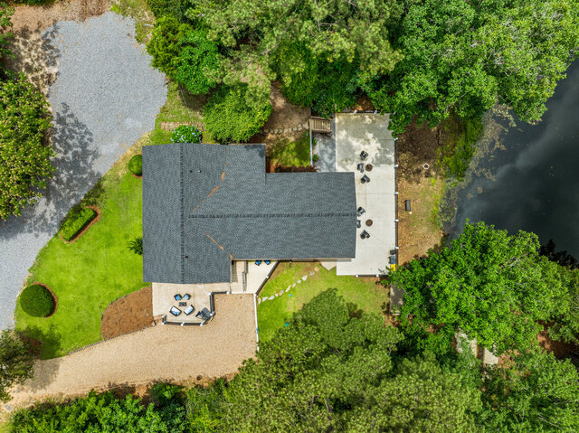 Image 4 for Blue Hollow Lake Retreat (entire property)