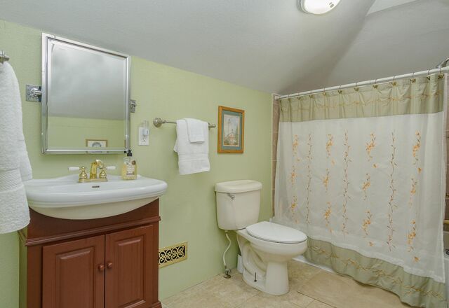 Image 3 for Whole House- 7 Bedrooms
