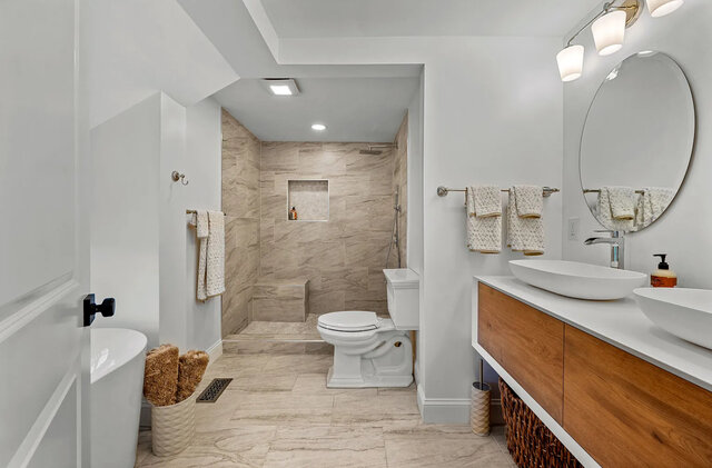 Image 13 for Stowe Farmhouse