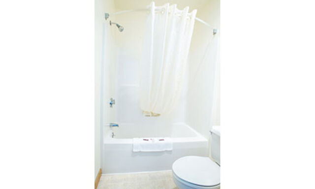 Image 19 for King Room