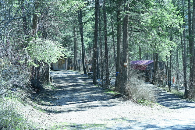 Image 1 for 13) Pull-Thru 30 Amp