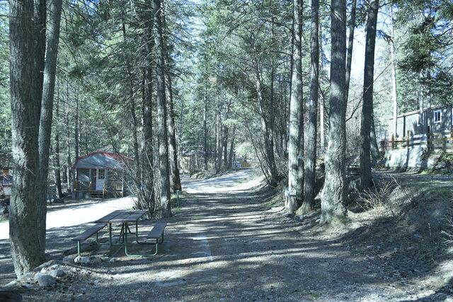 Image 2 for 13) Pull-Thru 30 Amp