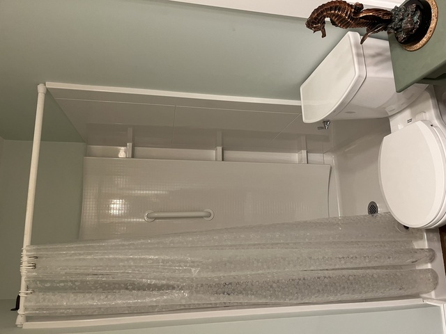 Image 7 for A5 Hemingway Room