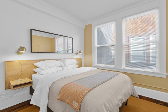 Image 1 for Cabin Light