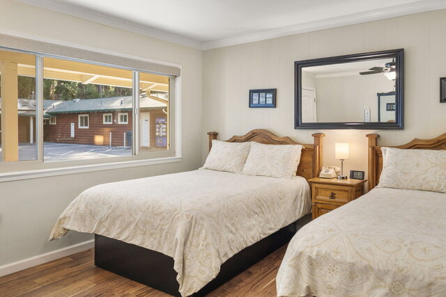 Image 2 for 2 Double Beds NO PETS (tub/shower combo)