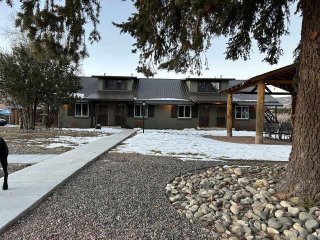 Image 3 for 05 Double Queen - Hotel Room