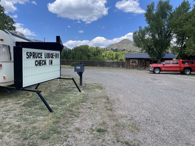 Image 5 for 07 Double Queen Hotel Room