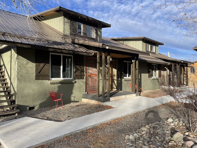 Image 2 for 03 King Queen Double - Hotel Room