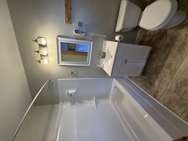 Image 25 for Double Queen Rooms | Sleeps 4-5