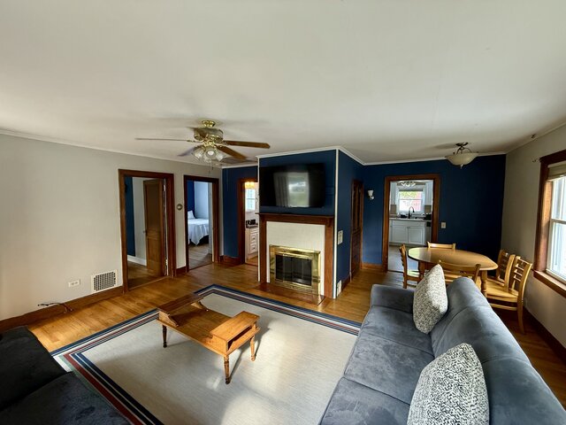 Image 21 for "Maine" House: Two-Bedroom | Sleeps 8