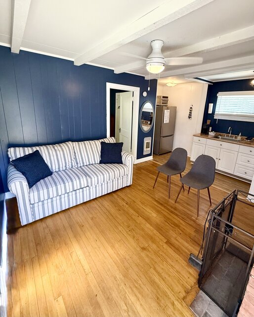 Image 3 for Cottage 10: Two-Bedroom | Sleeps 6