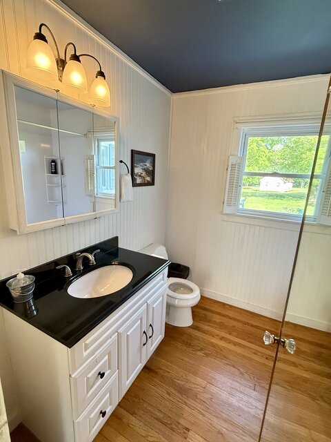 Image 16 for "Maine" House: Two-Bedroom | Sleeps 8