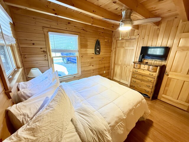 Image 14 for Off-Site Waterfront Cabin 22 | Sleeps 12