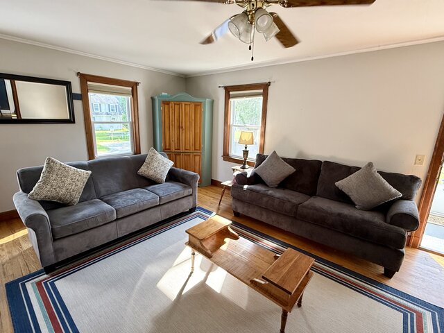 Image 15 for "Maine" House: Two-Bedroom | Sleeps 8