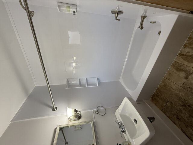 Image 23 for Double Queen Rooms | Sleeps 4-5