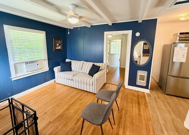 Image 4 for Cottage 10: Two-Bedroom | Sleeps 6