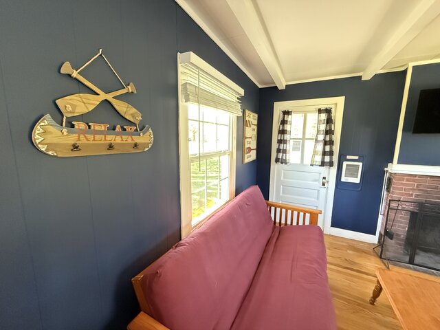 Image 9 for Cottage 6: One-Bedroom | Sleeps 6