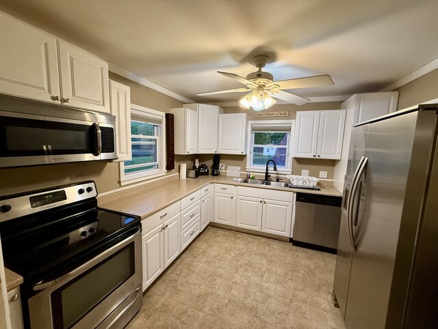 Image 11 for "Maine" House: Two-Bedroom | Sleeps 8