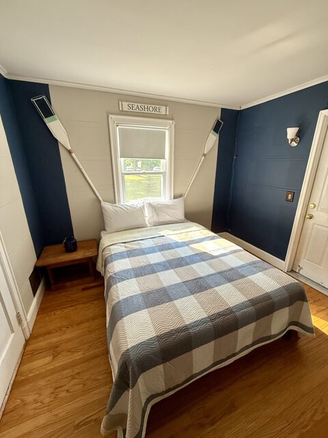 Image 9 for "Maine" House: Two-Bedroom | Sleeps 8
