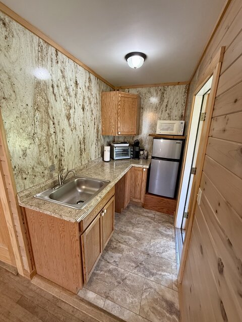 Image 9 for Cottage 7: Two-Bedroom | Sleeps 6