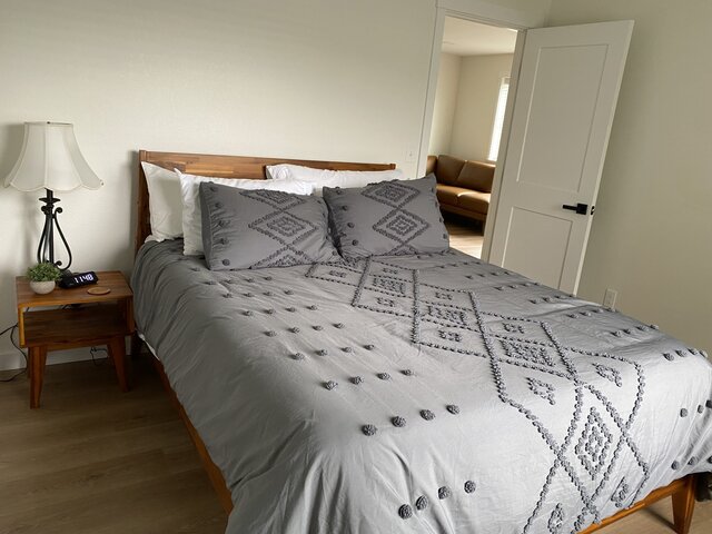 Image 2 for Captain's Quarters