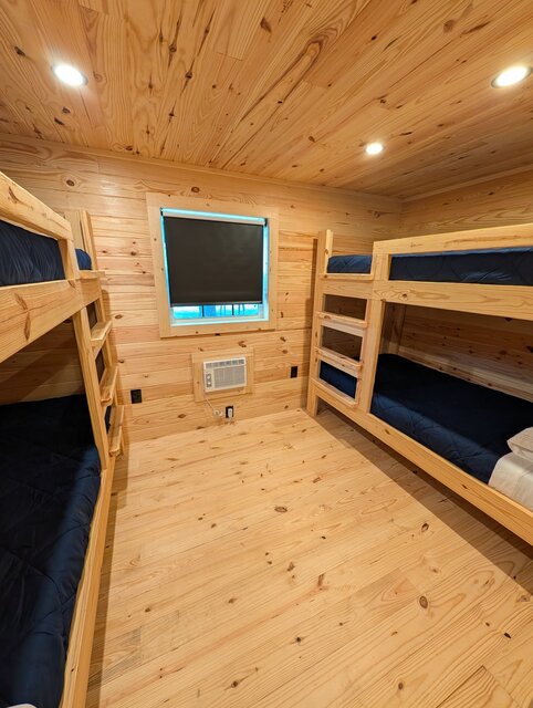 Image 8 for B. Rustic Cabin 00 -  1 Queen, 4 Twin Bed XL, Kitchenette, Full Bath