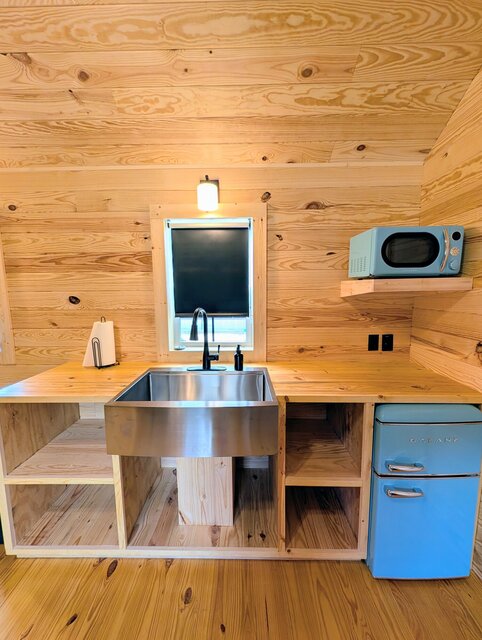 Image 3 for B. Rustic Cabin 11 -  1 Queen, 4 Twin Bed XL, Kitchenette, Full Bath