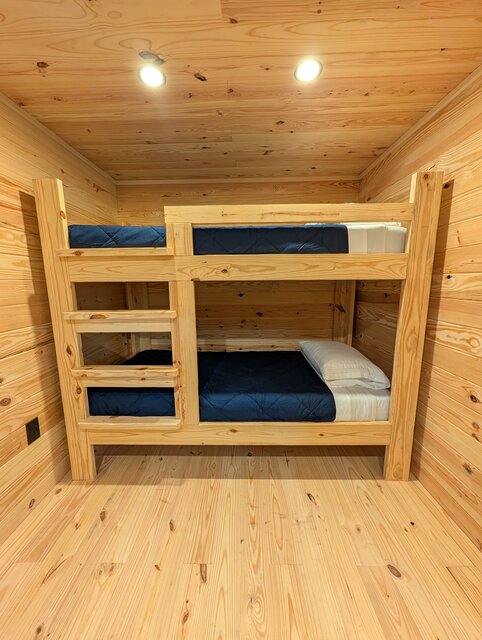 Image 9 for B. Rustic Cabin 00 -  1 Queen, 4 Twin Bed XL, Kitchenette, Full Bath