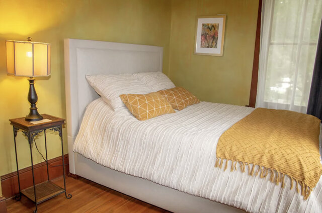 Image 3 for Speakeasy Room