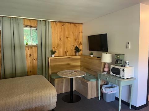 Image 5 for Double Deluxe