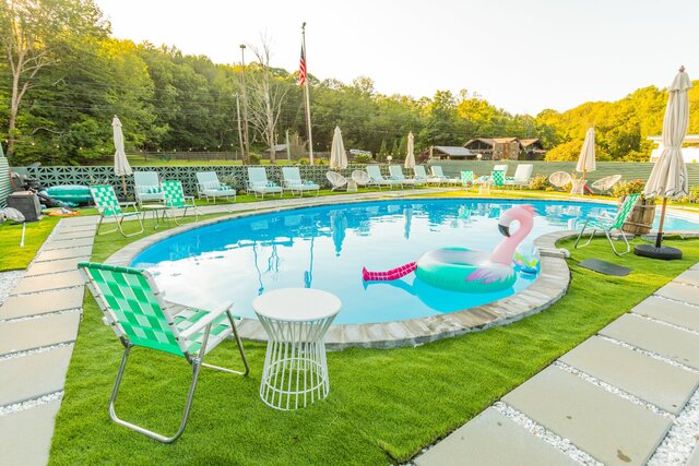 Image 10 for Honeymoon Suite