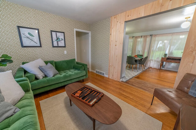 Image 9 for Cabin #3