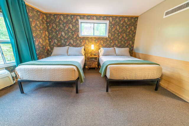 Image 2 for Double Bedroom