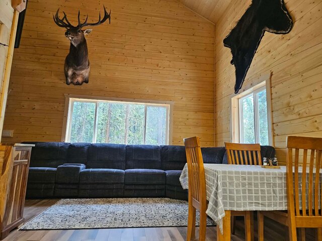 Image 8 for Salmonberry Chalet