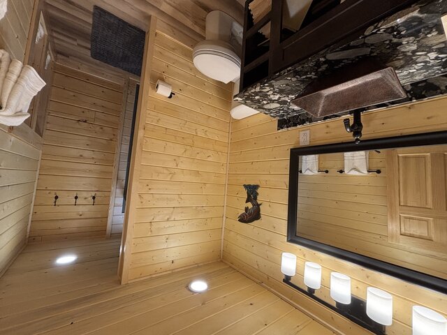 Image 14 for Salmonberry Chalet
