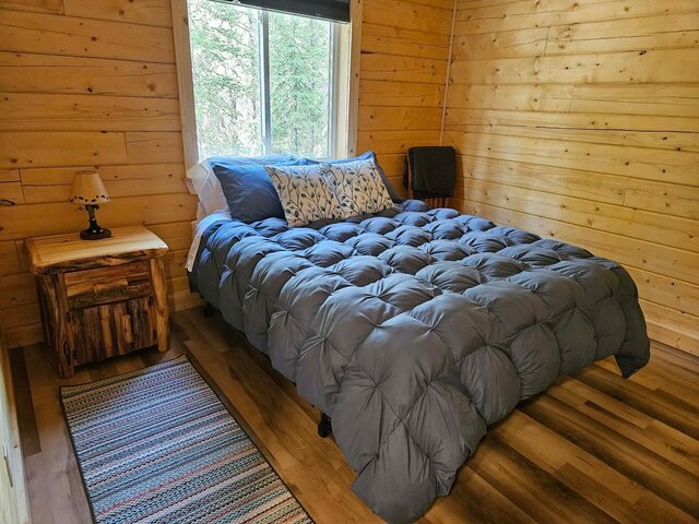 Image 10 for Salmonberry Chalet