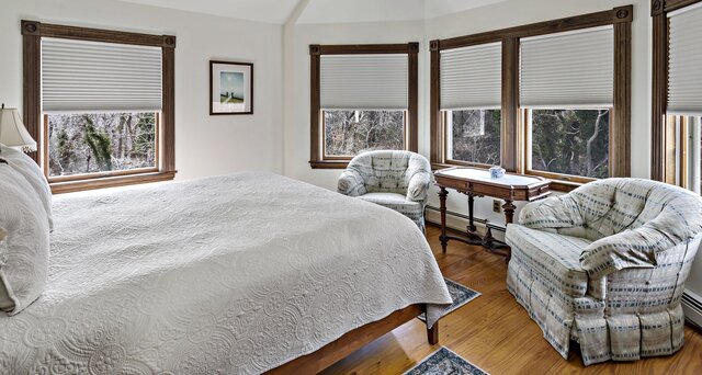 Image 2 for The Sunset Room