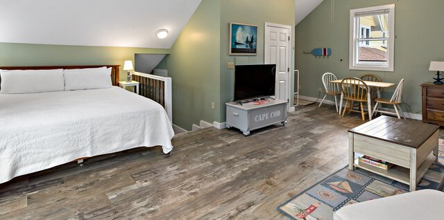 Image 5 for The Sail Loft Suite