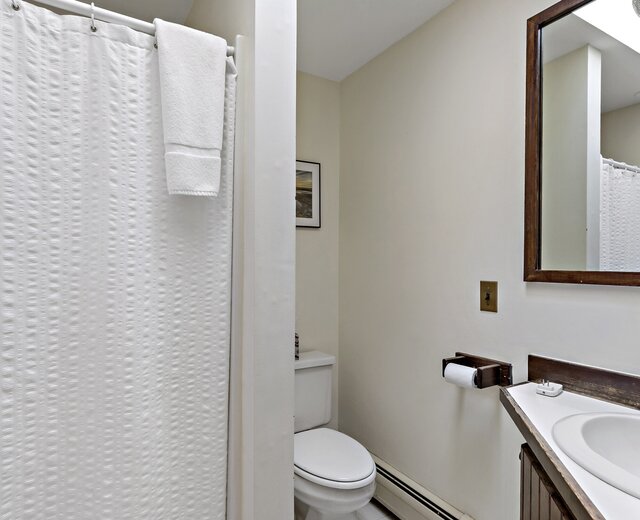 Image 5 for The Sunrise Room