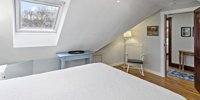 Image 4 for The Oak Room