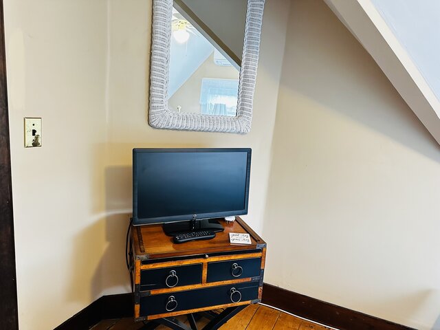 Image 3 for The Nauset Room