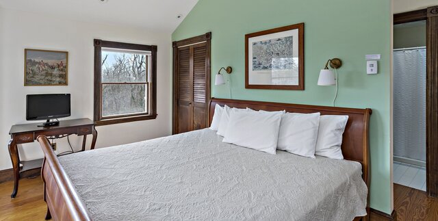 Image 2 for The Sunrise Room