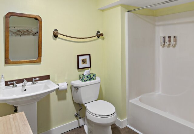 Image 6 for The Beachcomber Suite