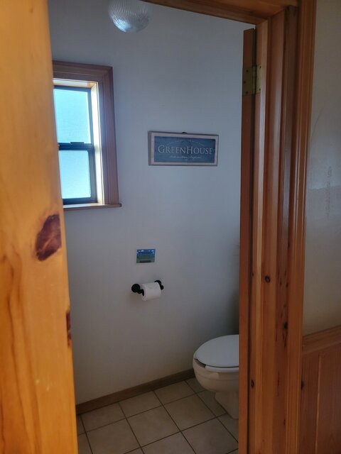 Image 7 for 12) Honeymoon Suite